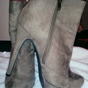 Womens 6" heels ankle boots